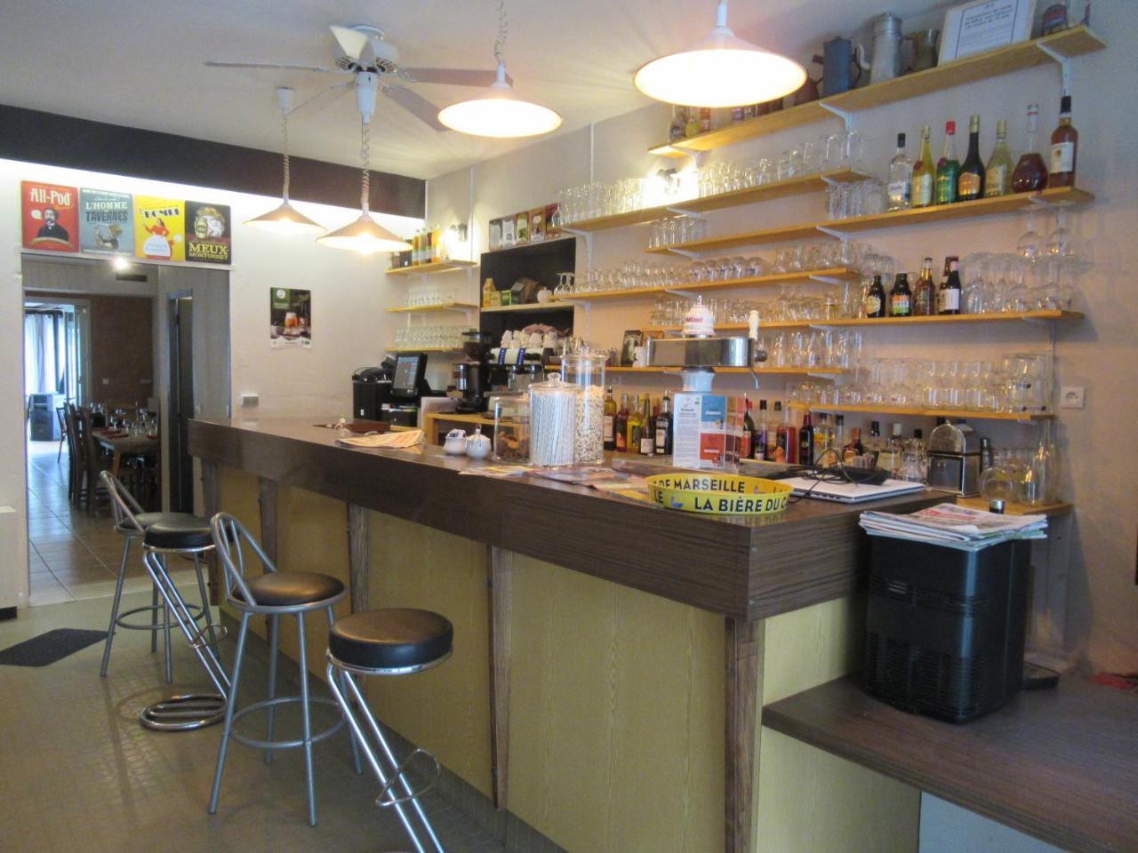 Les Pilles L'Auberge De L'Aygues מראה חיצוני תמונה